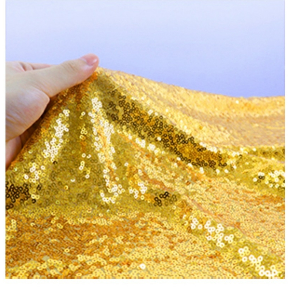 Gold Sequin Aisle Runner (4FTX20FT) - Picture 5 of 7